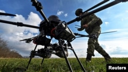 Запуск дрона в Запорожской области, фото иллюстративное
