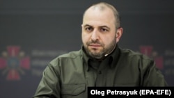 За словами міністра оборони України Рустема Умєрова, за два з половиною роки широкомасштабної війни Росії Литва передала Україні військову допомогу на суму 705 мільйонів євро