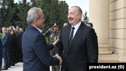 M.Pezeşkian və İ.Əliyev