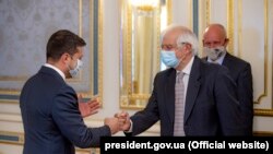 Зеленський зустрівся з Боррелем