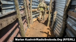На обстріли українські військові вели вогонь у відповідь, повідомляють у штабі