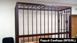 Краты ў беларускім судзе. Ілюстрацыйнае фота