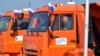 Rus prezidenti Wladimir Putin Kerç köprüsiniň açylyş dabarasynda "Kamaza" "atlandy". Arhiw suraty