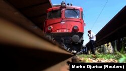 Izgradnja brze pruge Beograd - Niš sa EU ne bi trebalo da bude iznenađenje ni za koga, ocenjuje konsultant za strana ulaganja Mahmud Bušatlija (na fotografiji: Železnička stanica u Beogradu, fotoarhiv)