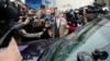 Архивска фотографија-Еврокомесарот за соседска политика и преговори за проширување Јоханес Хан во Скопје,10.02.2017.