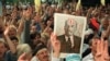 Мітинг біля будівлі ЦК КПУ через день після проголошення Незалежності України. Київ, 25 серпня 1991 року (ілюстраційне фото)