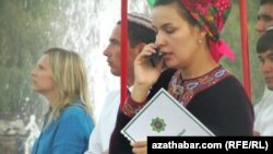 У Туркменистані телефон може стати для спецслужб джерелом обвинувальної для громадянина інформації (фото ілюстраційне)